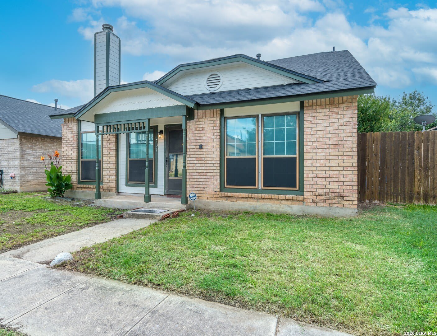 731 GARDEN MEADOW DR – photo 1 of 26