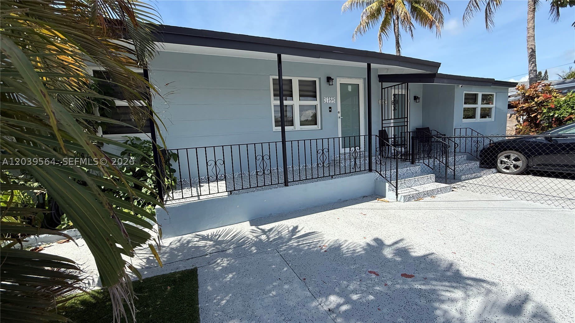 1380 SW 20th St – photo 1