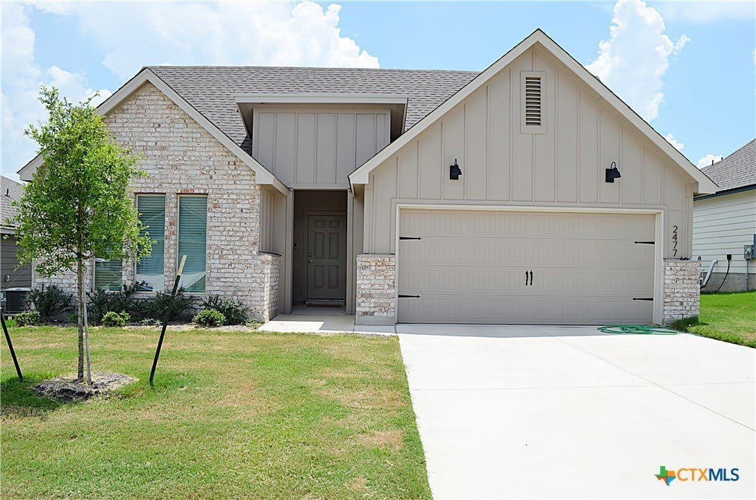 2477 Bee Creek Drive – photo 1 of 19