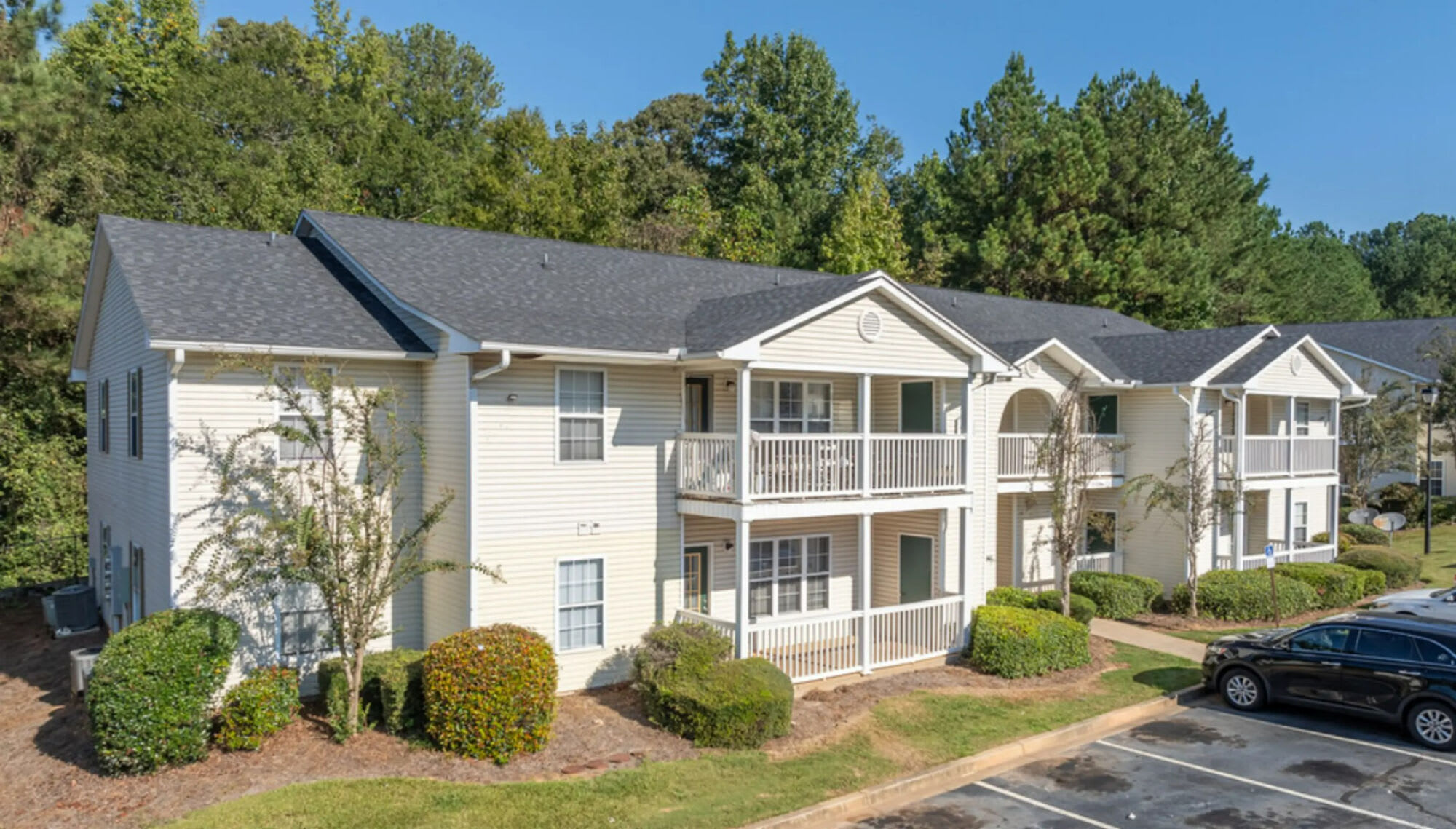 Ashton Pointe – photo 1 of 17
