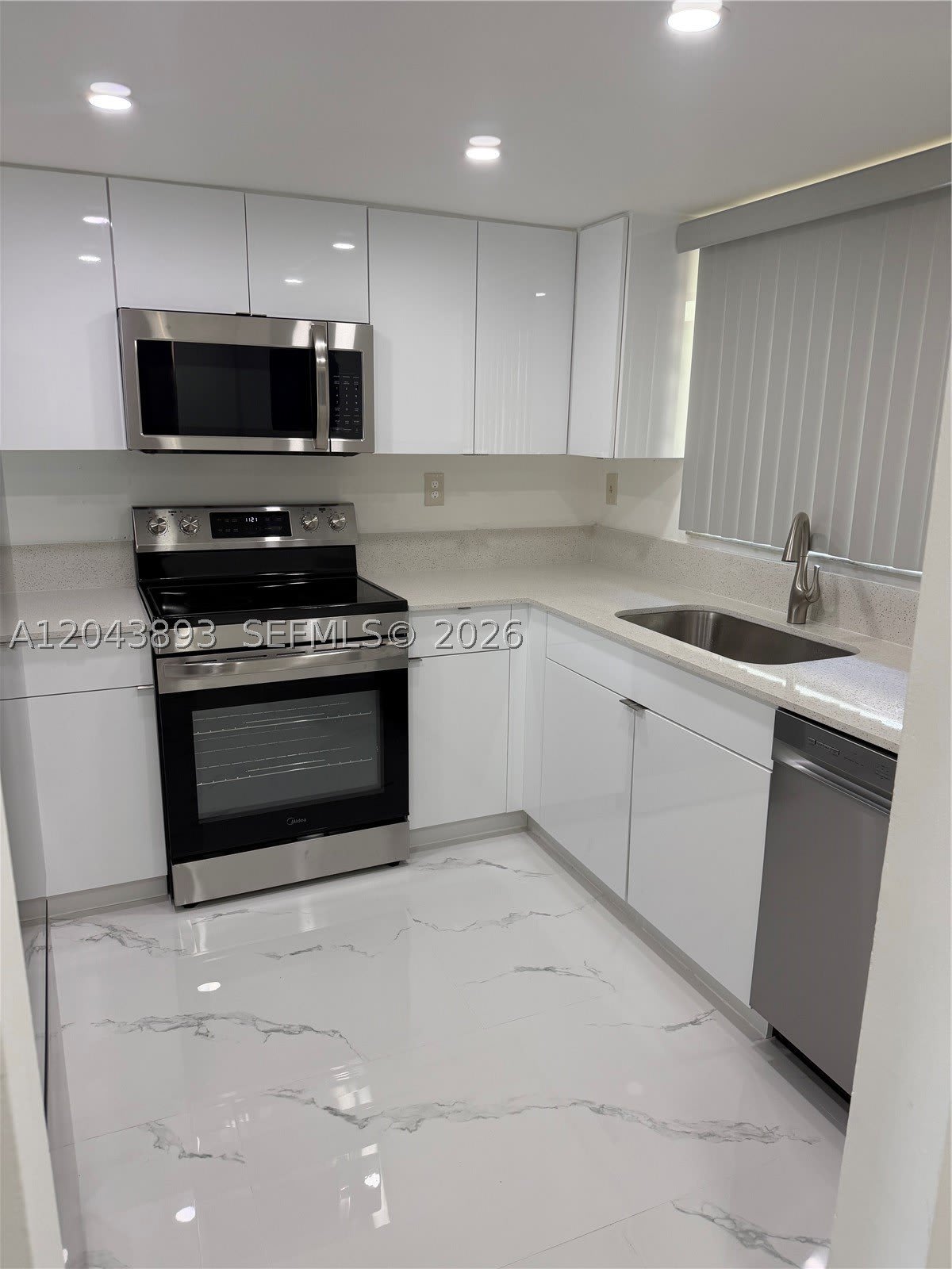 11123 NW 7th St – photo 1 of 15
