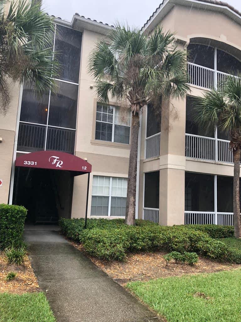 3 Beds 2 Baths Condo – photo 1