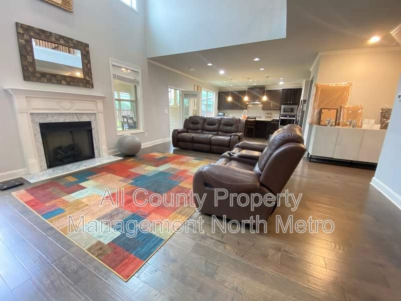 3112 Avenel Court – photo 1