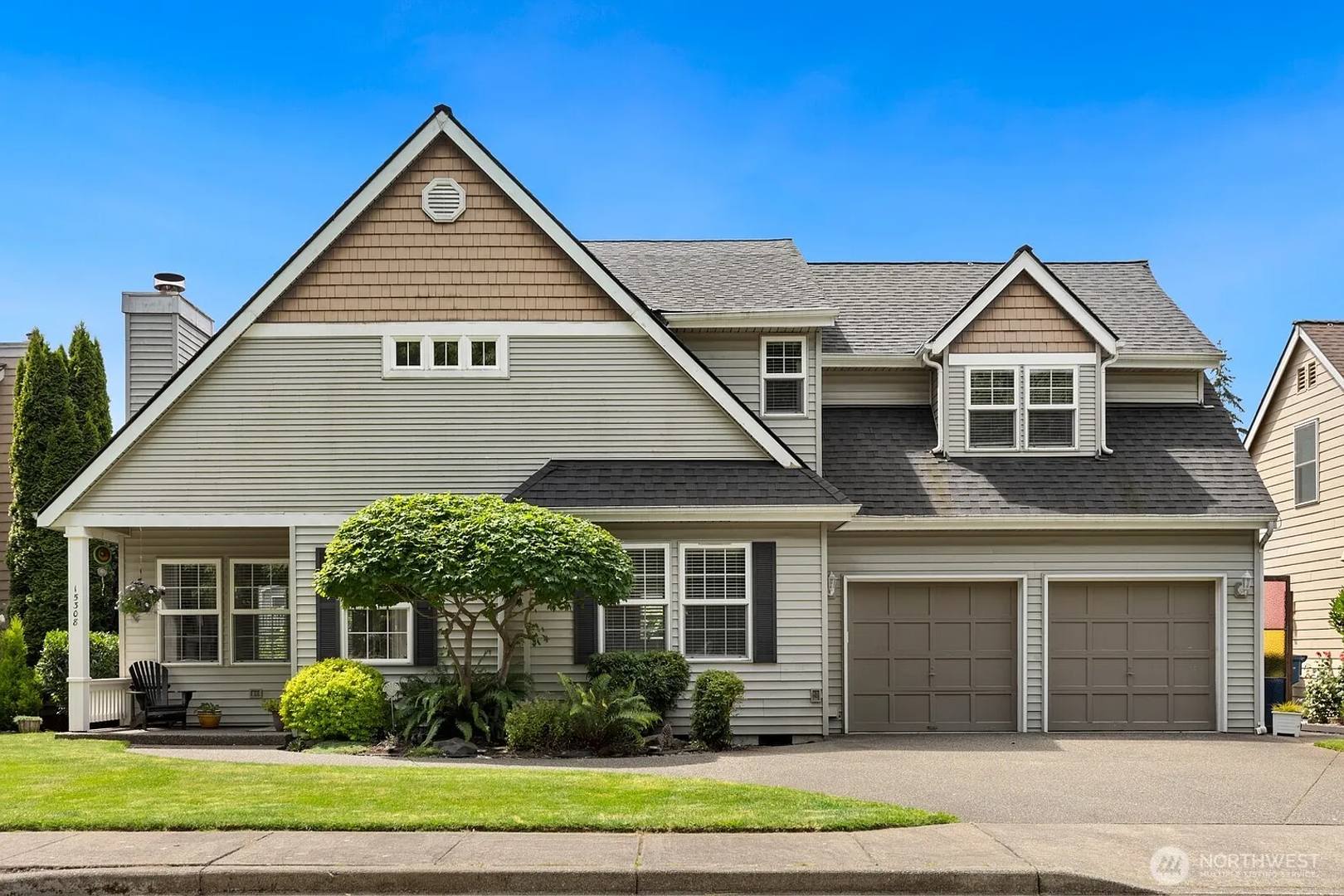 Charming 3-Bedroom Home in Magnuson Place – photo 1 of 27