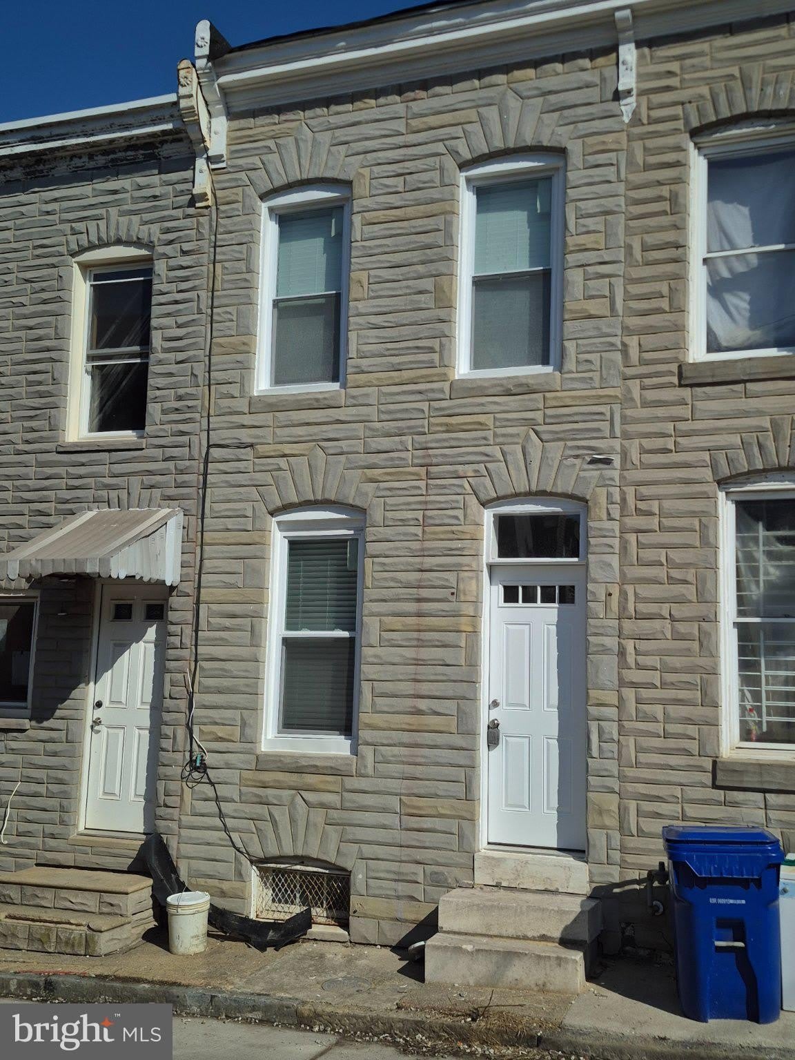 707 N DUNCAN Street – photo 1