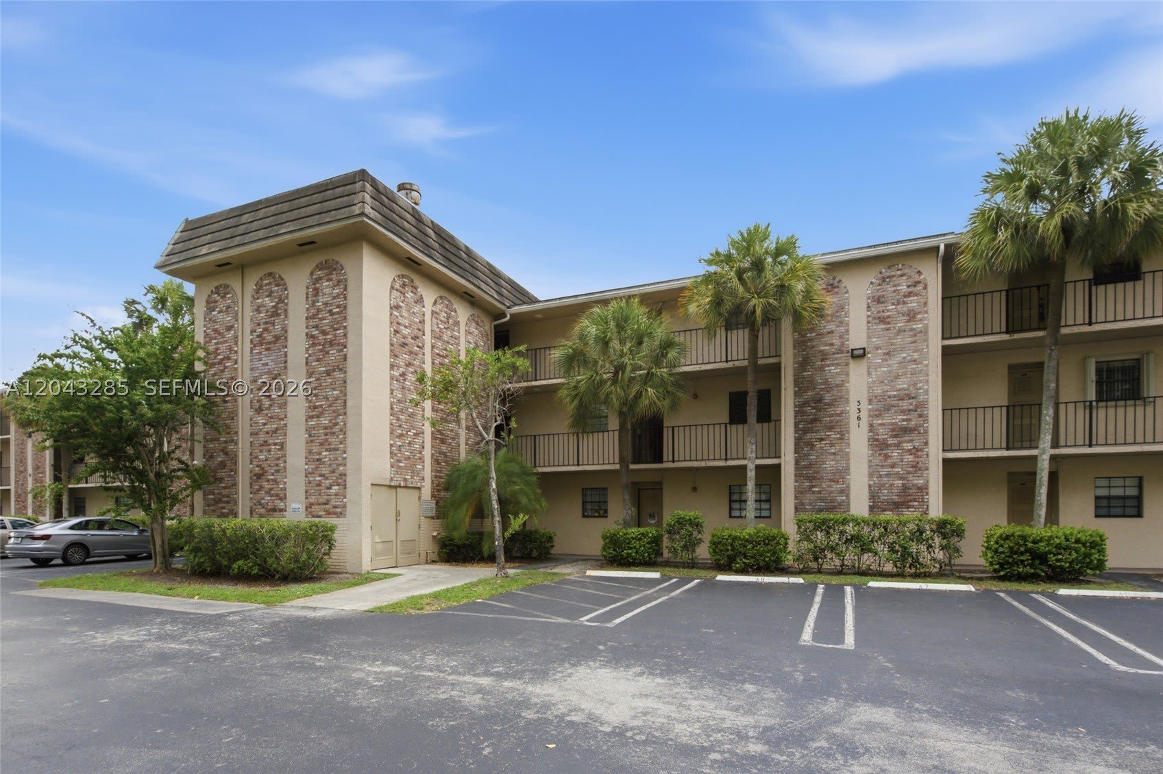3361 NW 85th Ave – photo 1