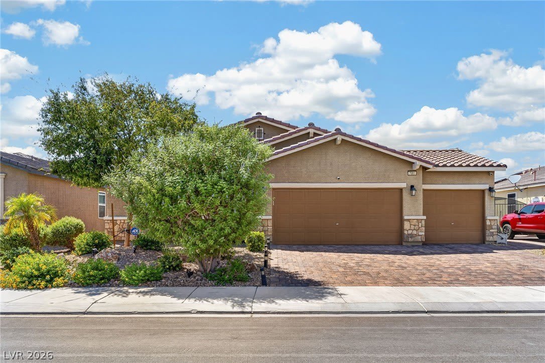 7081 Amber Robin Street – photo 1
