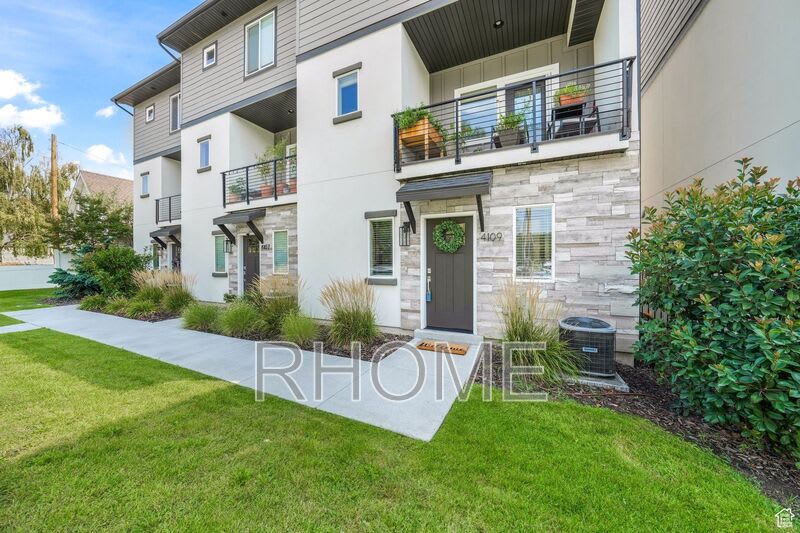 4109 S. 300 E. – photo 1