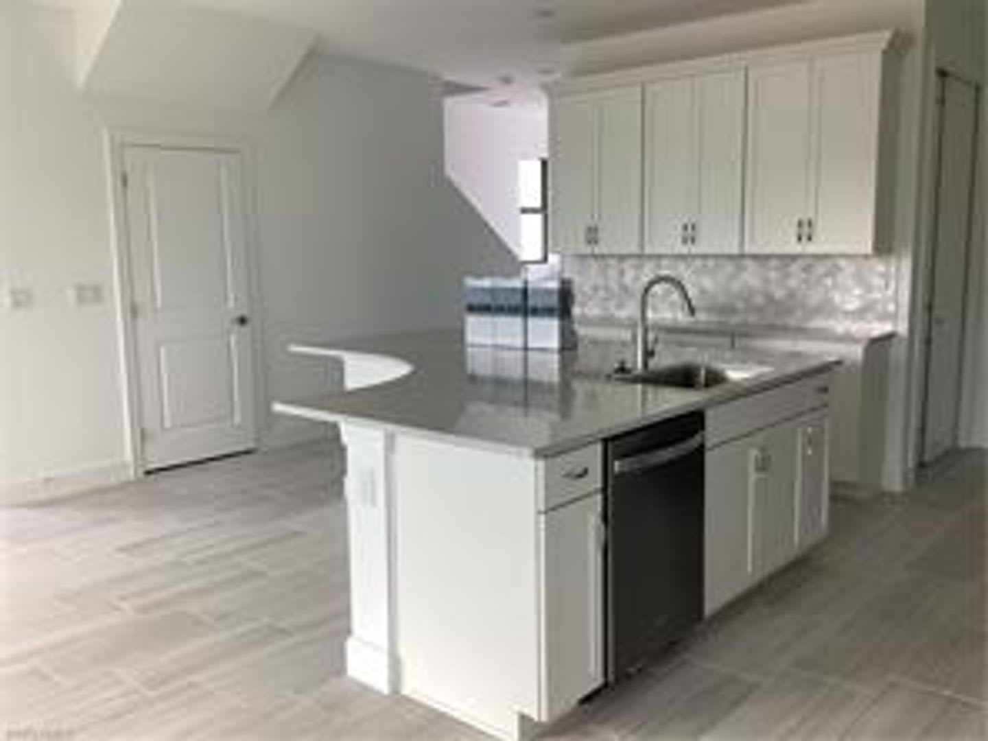 ANNUAL RENTAL – photo 1