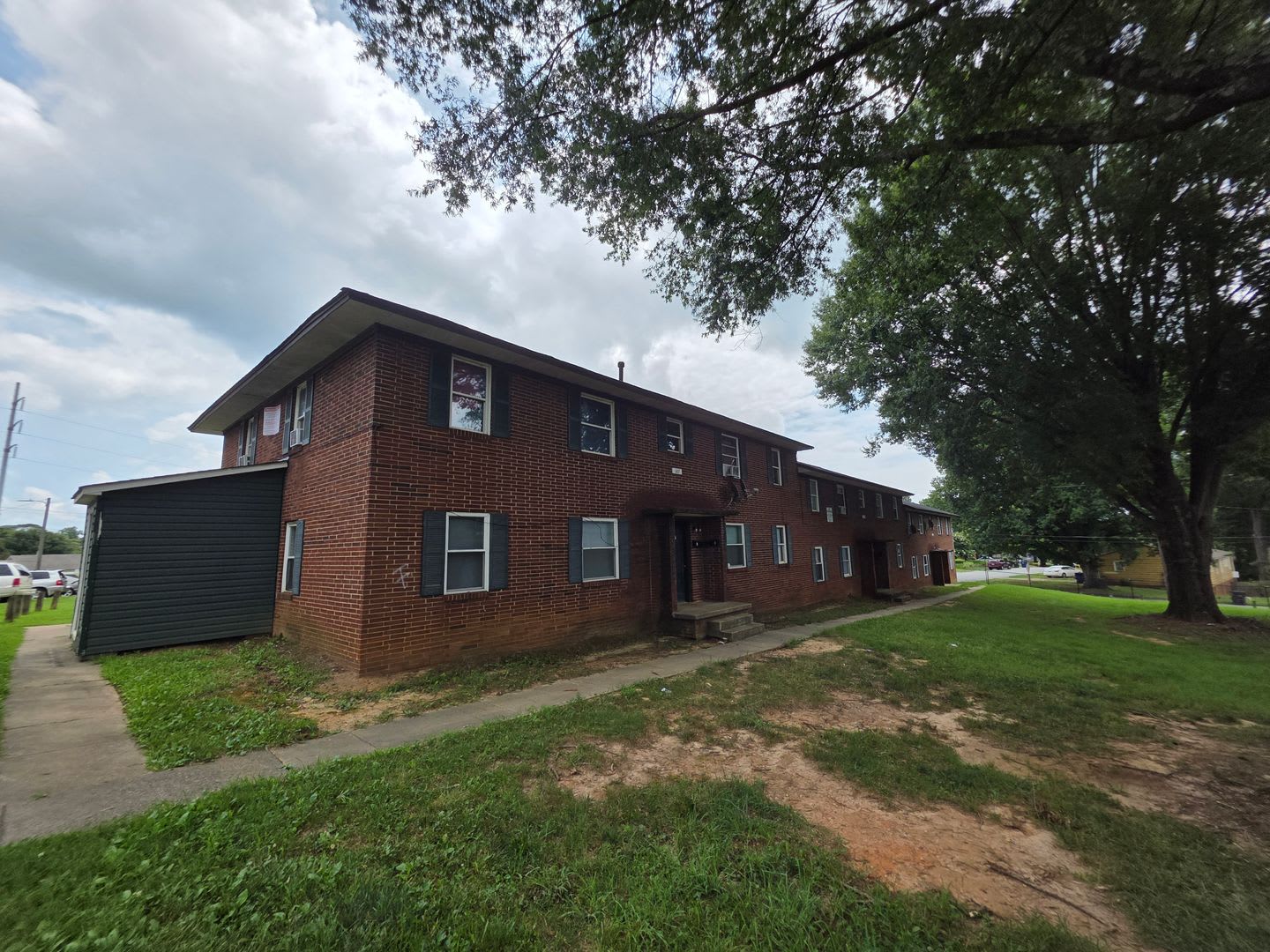 Cambridge Apartments – photo 1