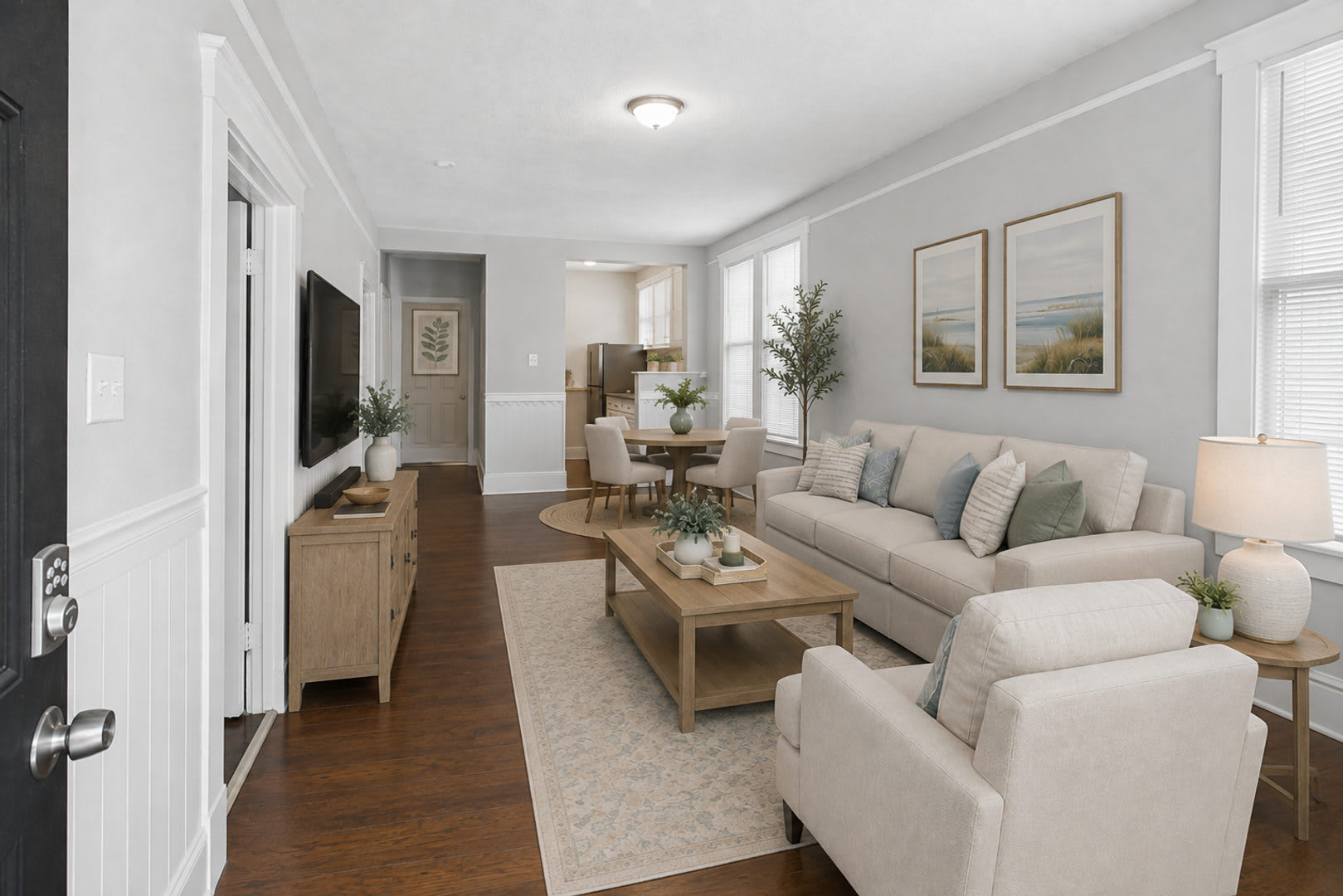 Large 3BR/2BA Downtown Savannah Home For Rent – photo 1