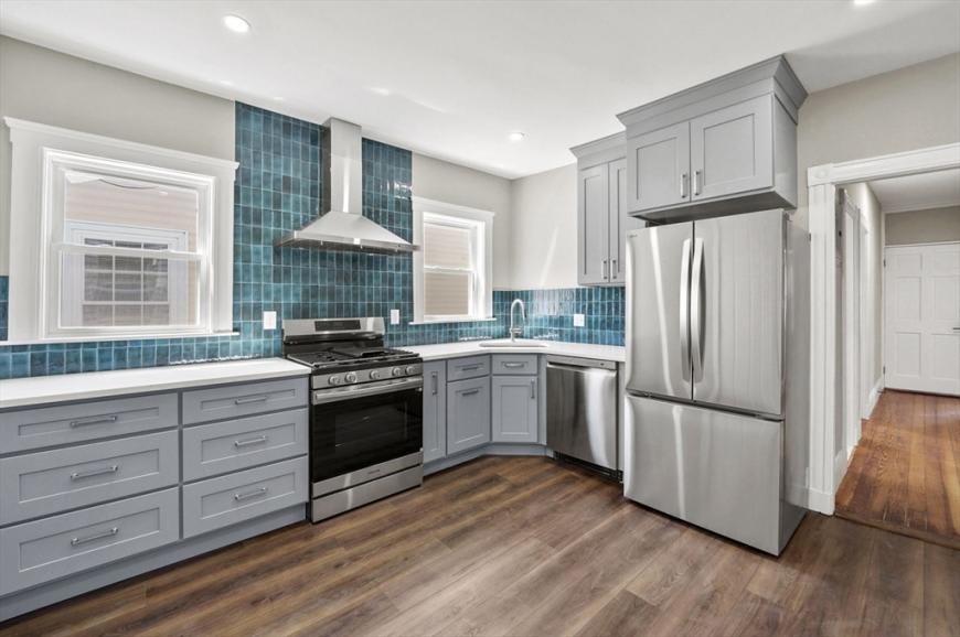 18 Lyon St. – photo 1