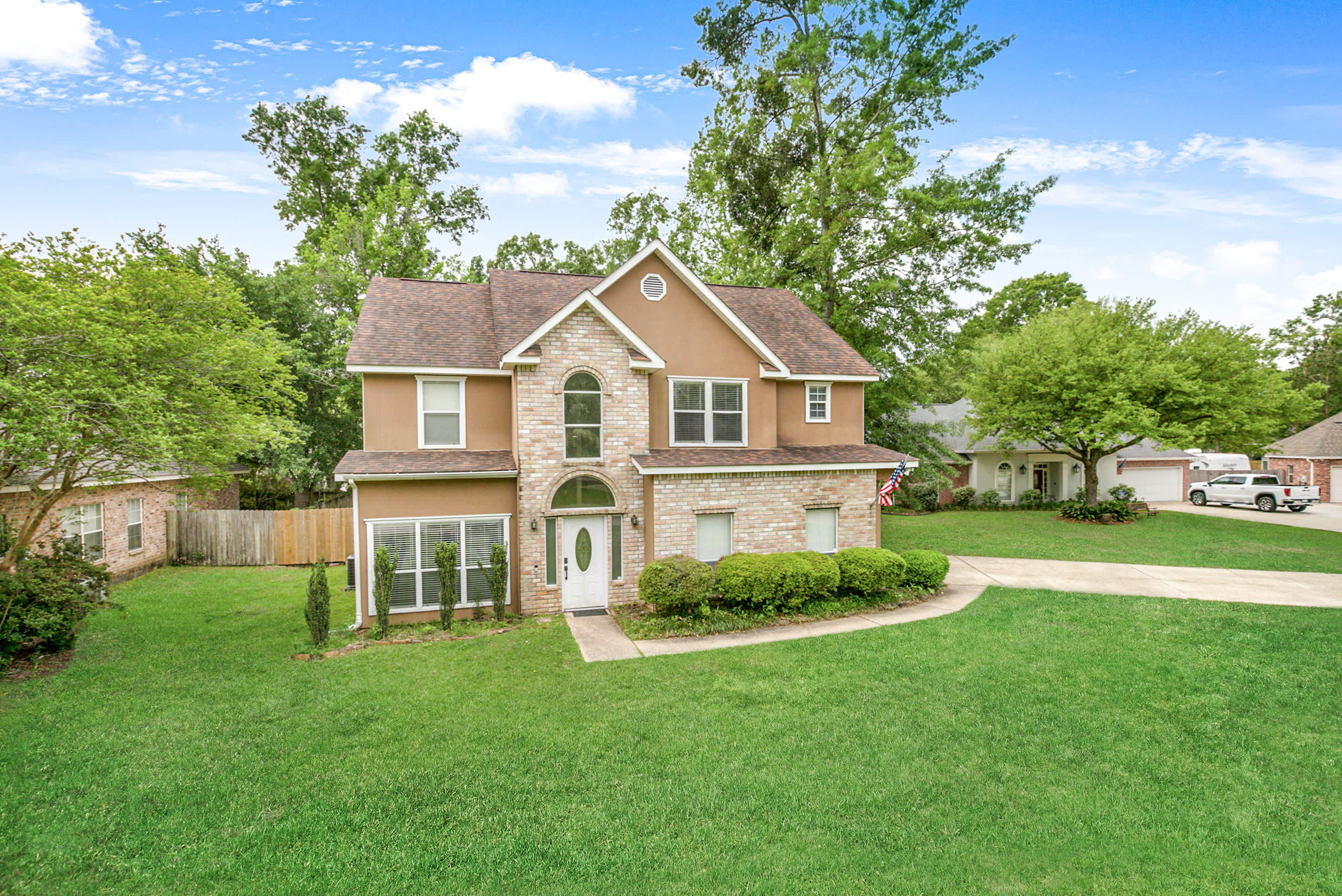 472 Vireo Drive – photo 1