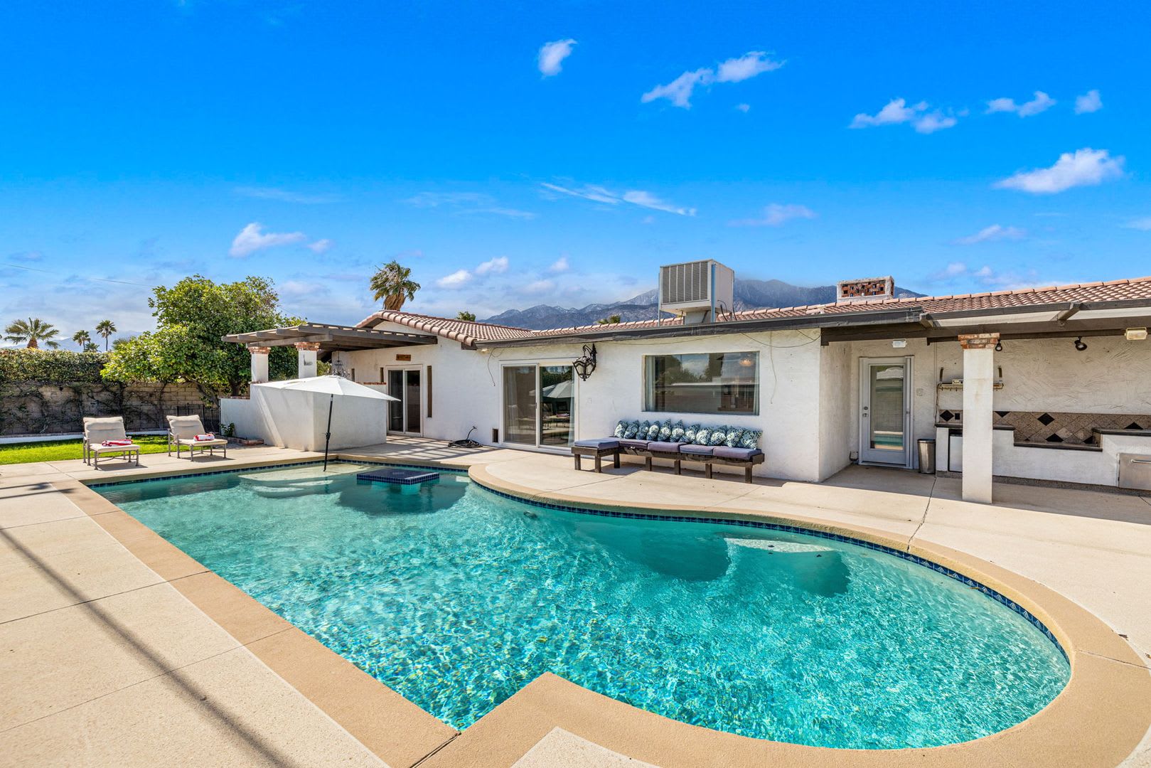 Sunnyside House with Pool in Palm Springs (Monthly Only – photo 1