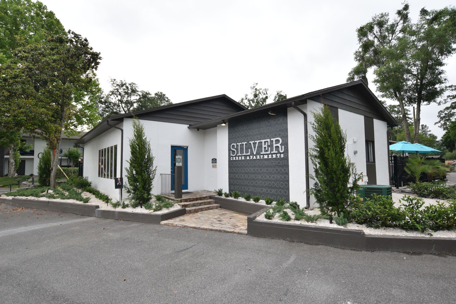 Silver Creek Apartments – photo 1