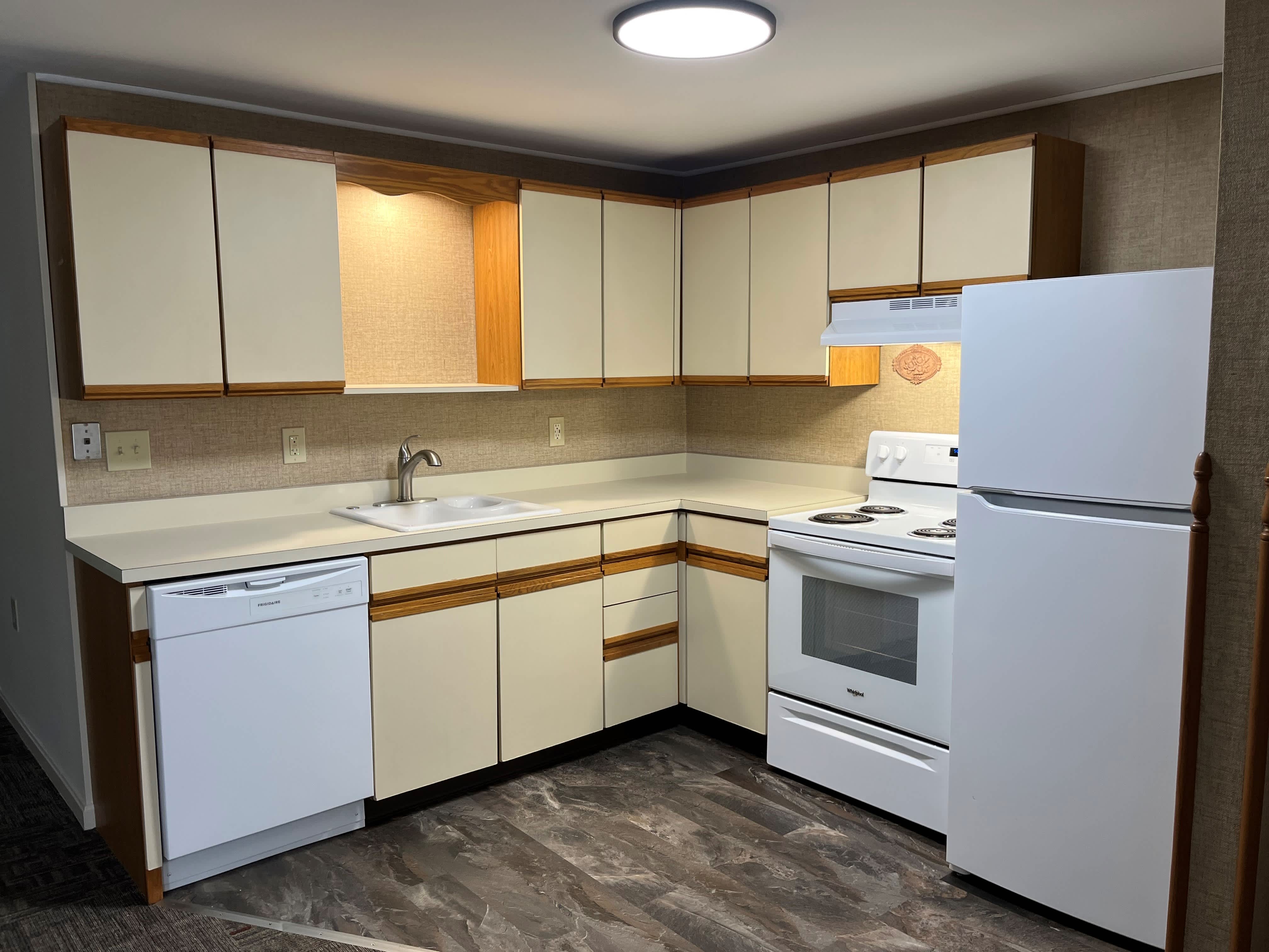 219 North Duke Street – photo 1 of 16