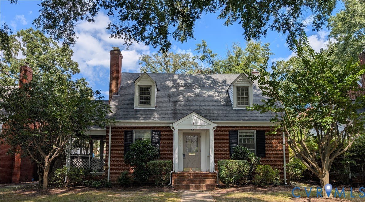 4708 Bromley Lane – photo 1