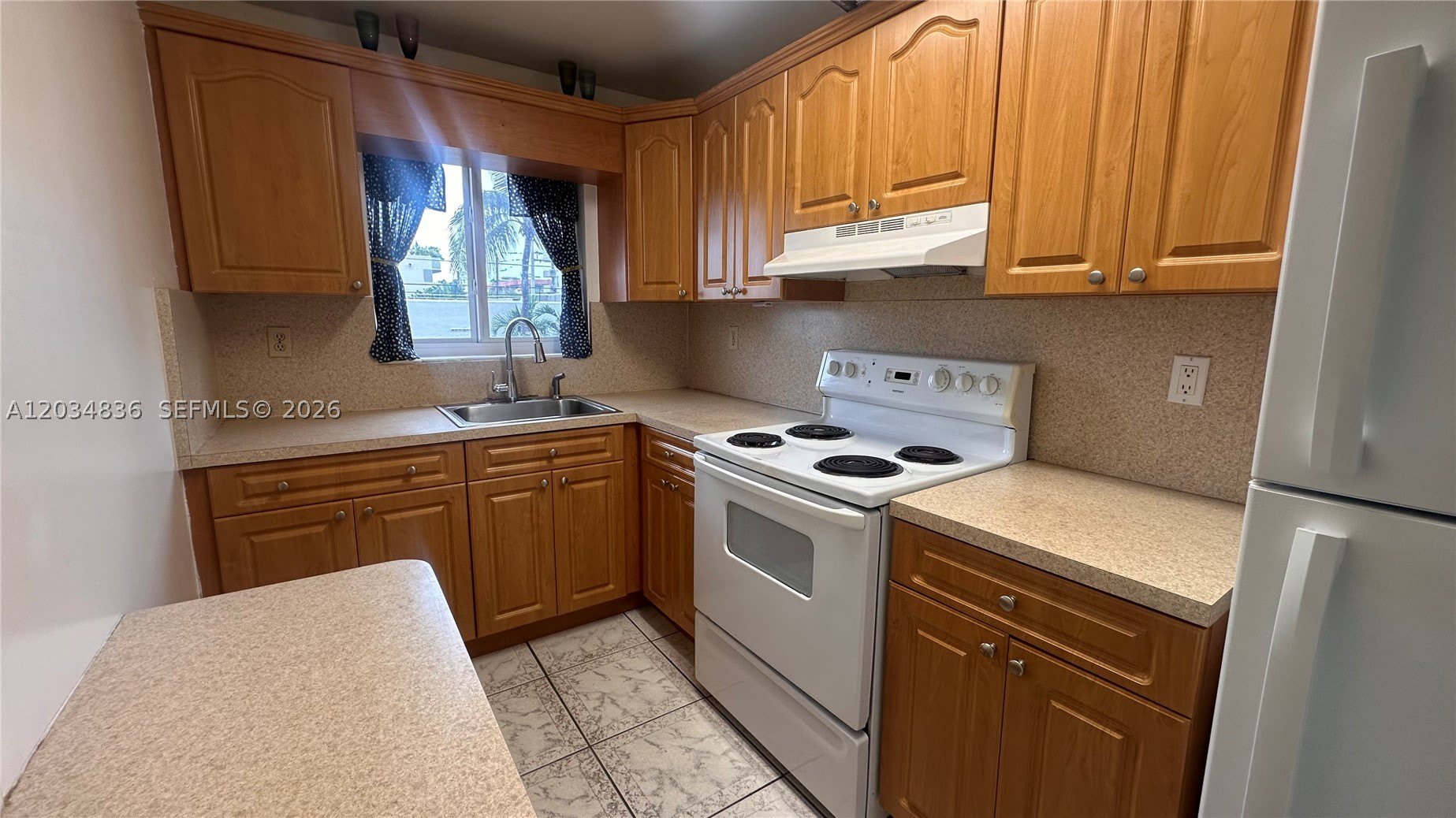 7646 Abbott Ave – photo 1