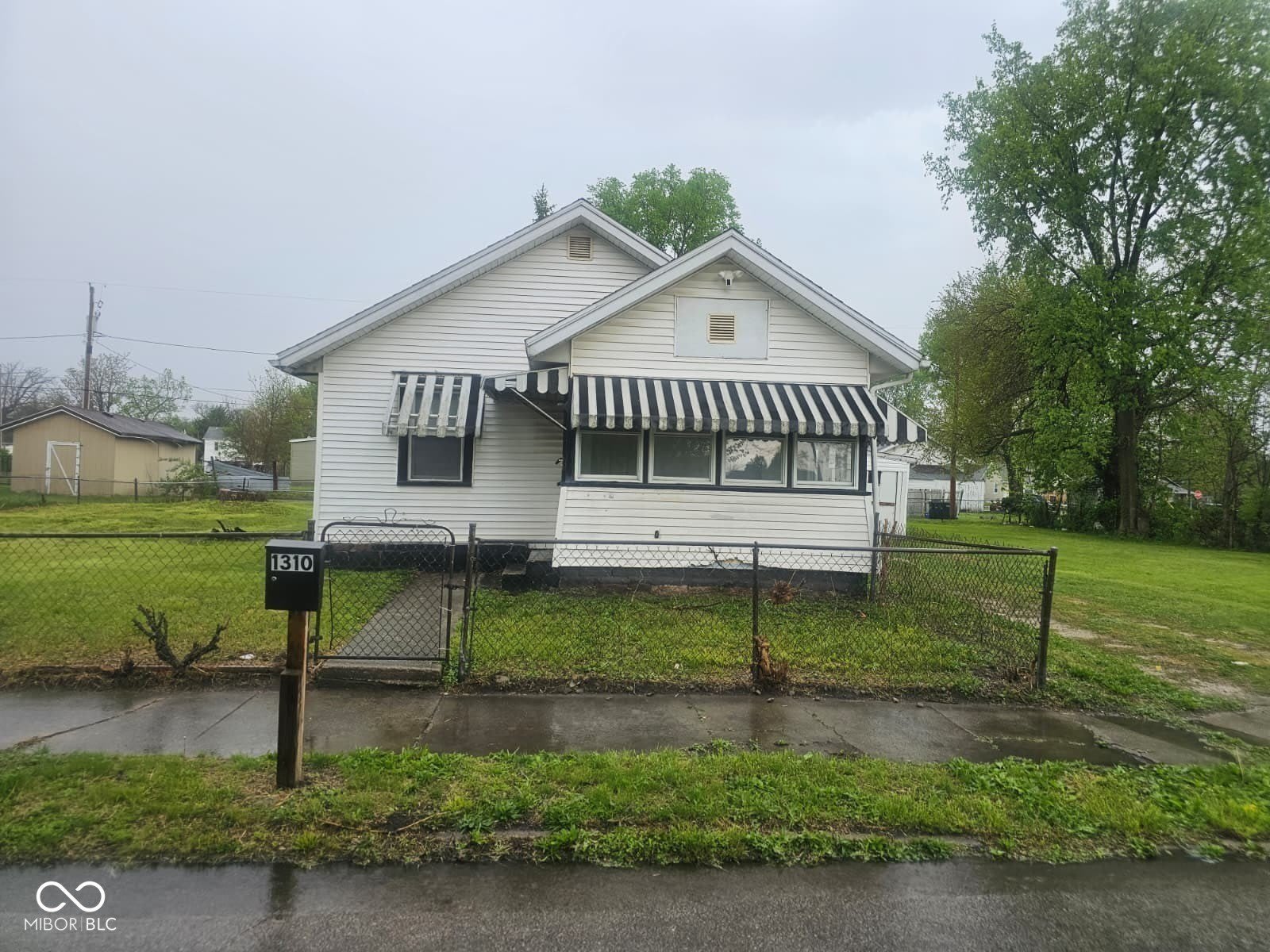 1310 E 5Th Street – photo 1
