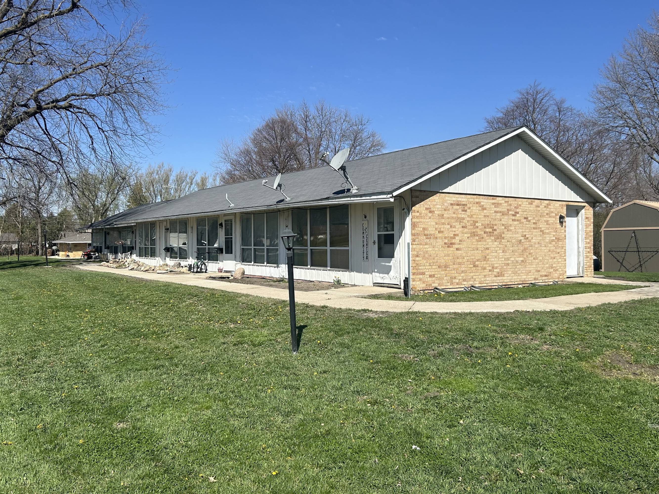 704 South Cayuga Street – photo 1 of 5