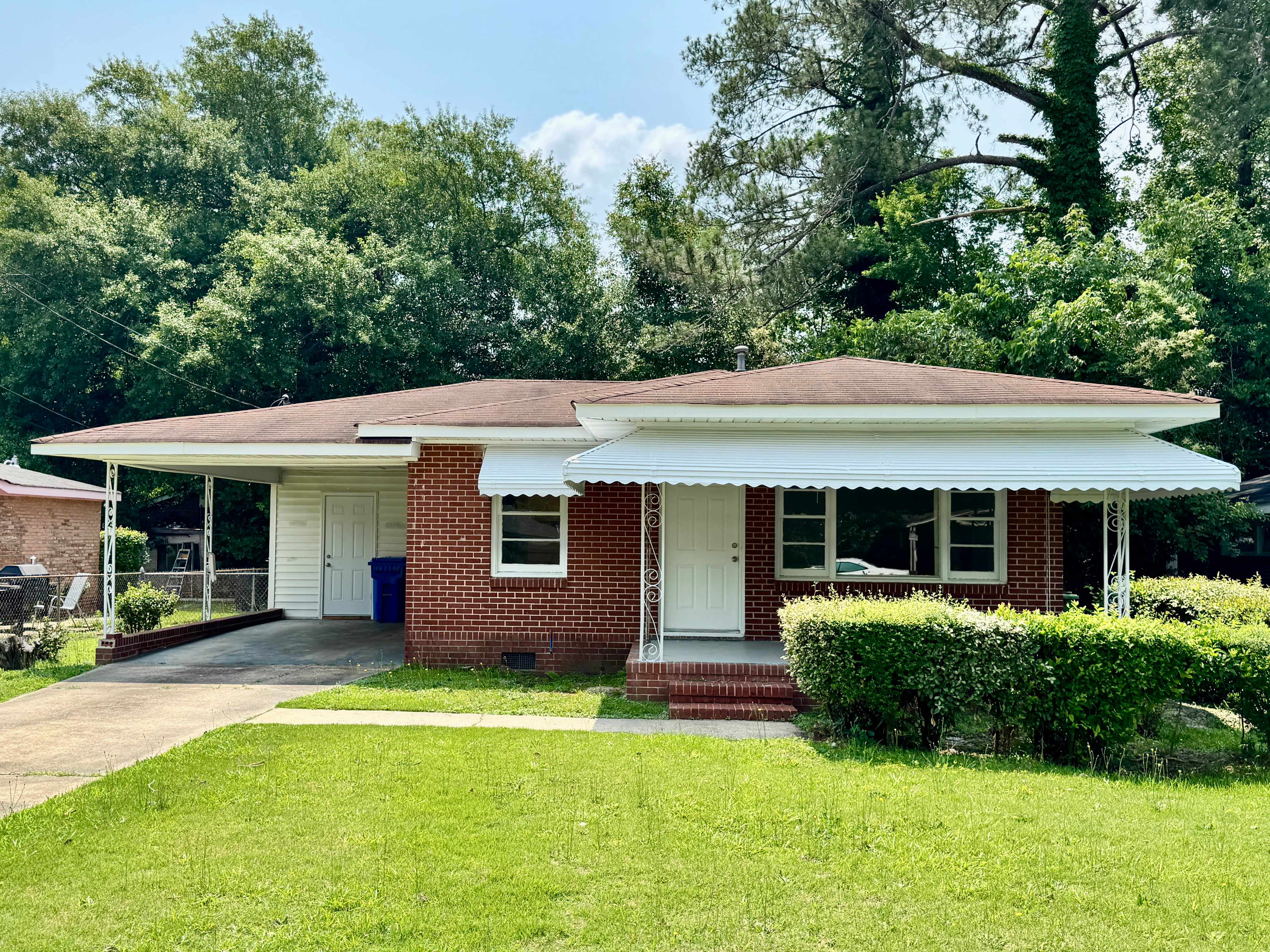 1048 Vera Dr – photo 1
