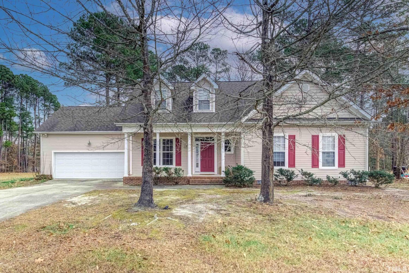Beautiful single family home! – photo 1 of 17