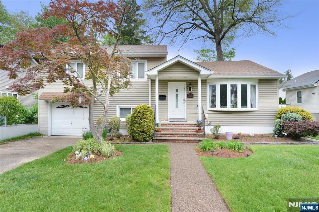 38-55 Van Riper Place – photo 1 of 22