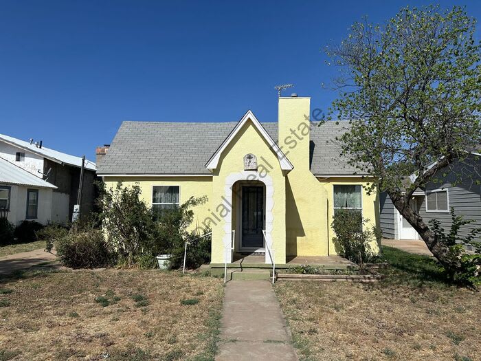 1208 Ross Street – photo 1 of 10