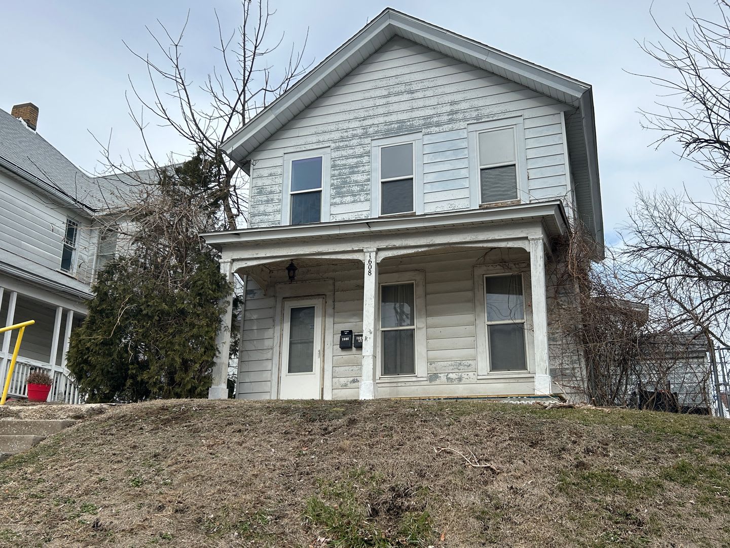 HM 1608 E 12th St – photo 1