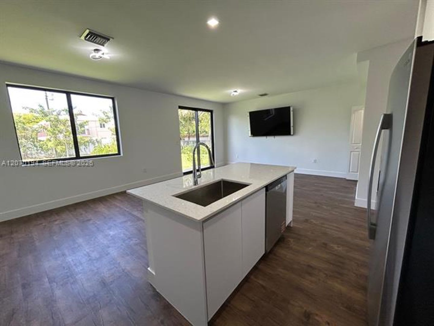 854 SW 1st St th 854, Florida City, FL 33034 – photo 1