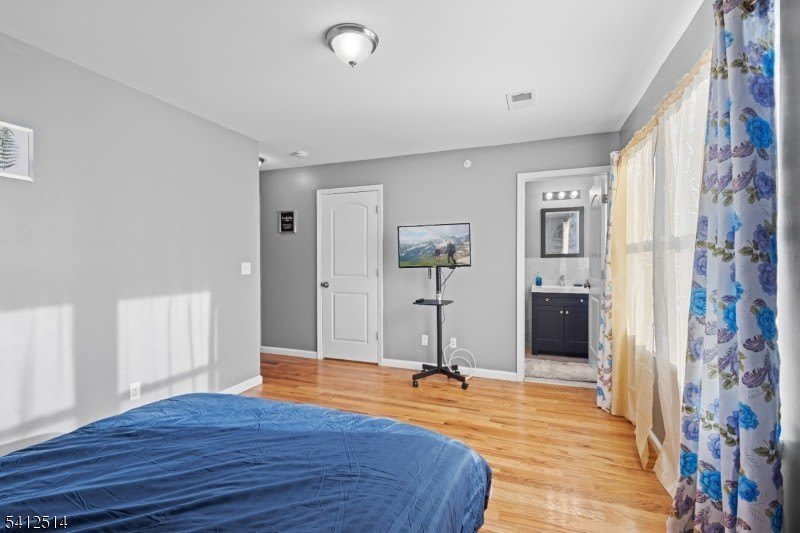 73 Winans Ave – photo 1 of 13