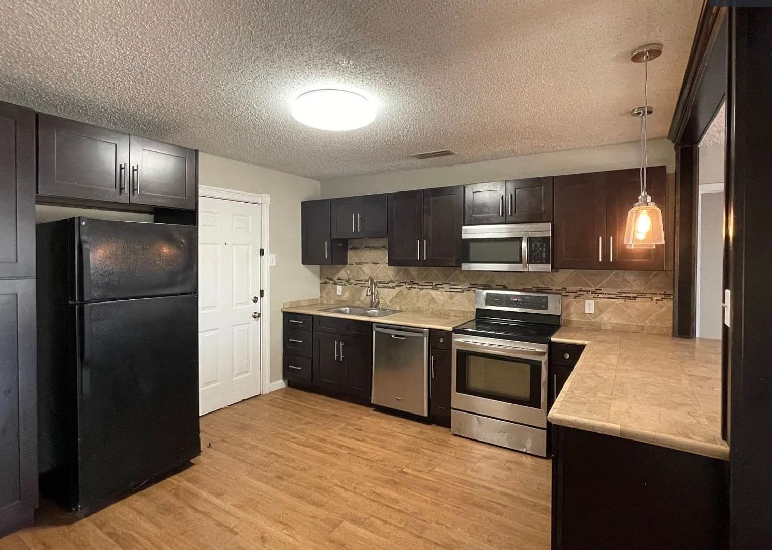 4 Bedroom 2 Bathroom House close to Texas Tech! – photo 1