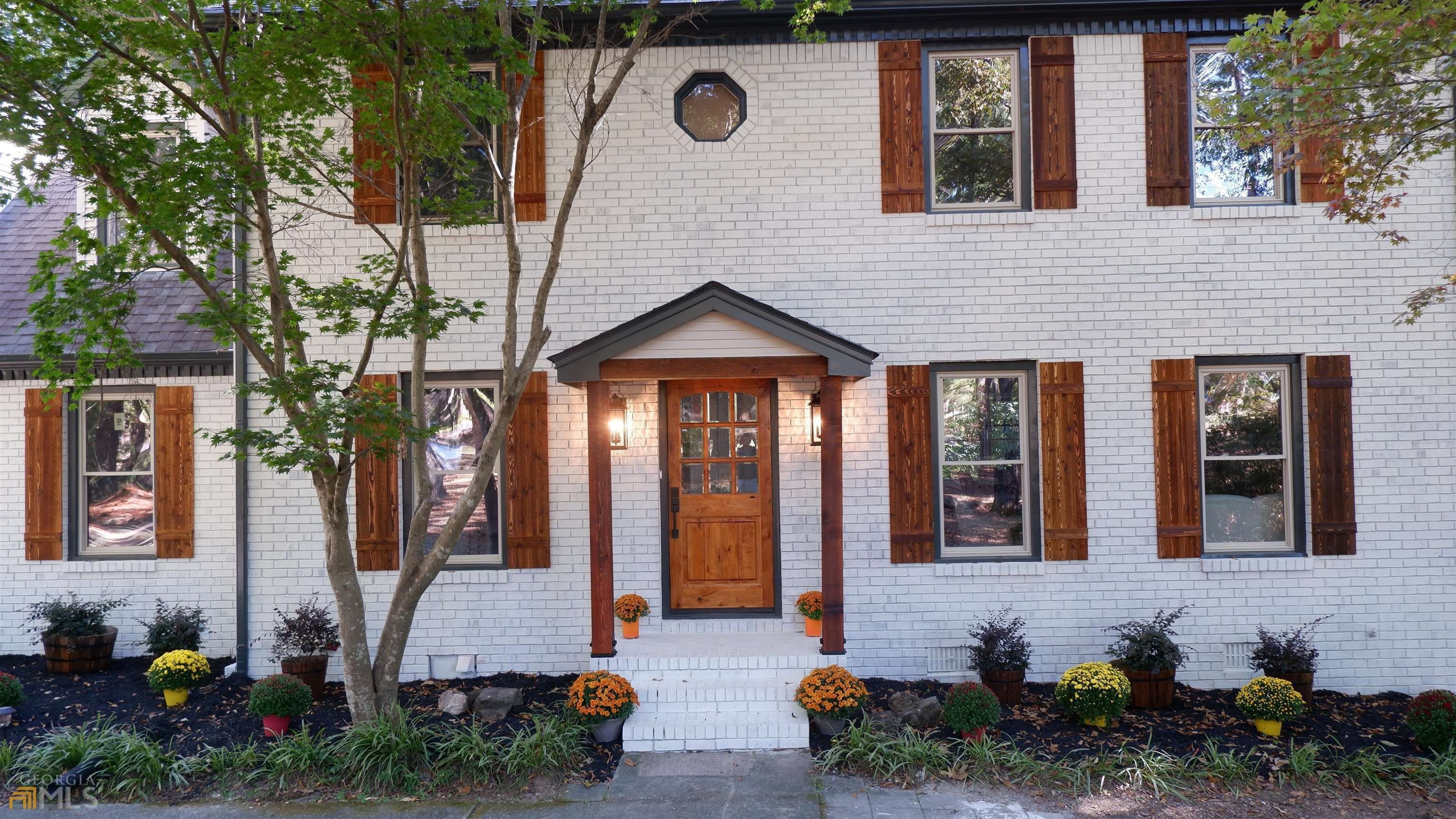185 Chimney Springs Road – photo 1 of 47