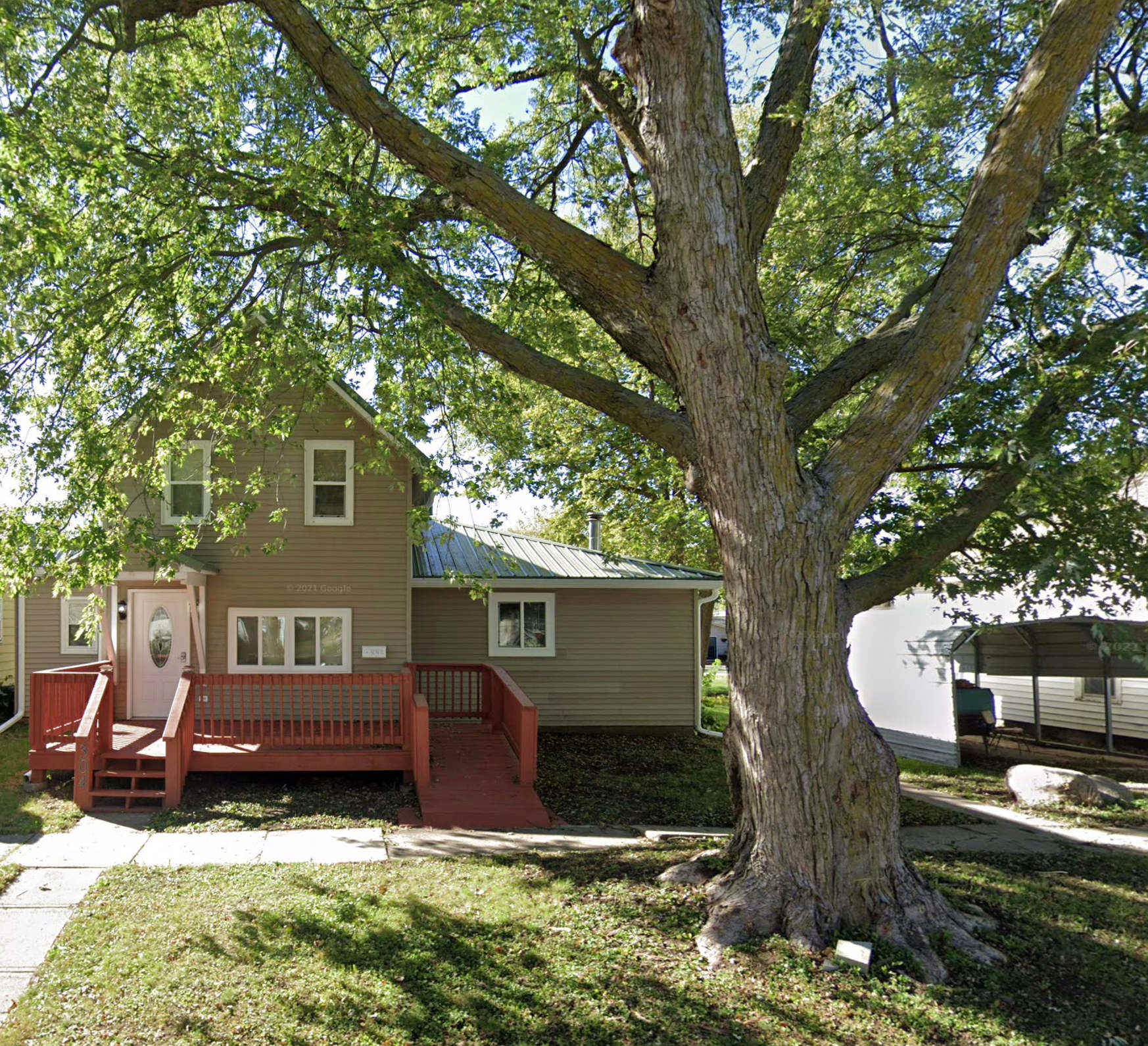 304 South Birch Street – photo 1 of 11