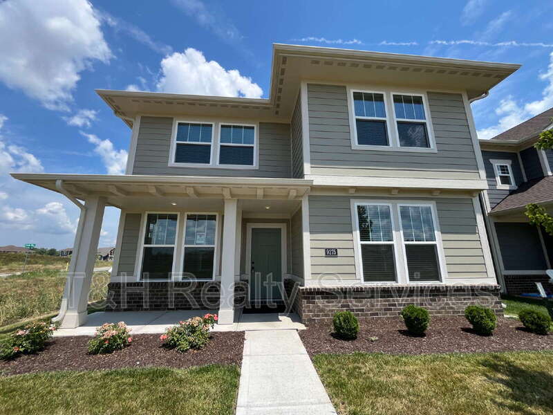 9275 Loyola Way – photo 1 of 238