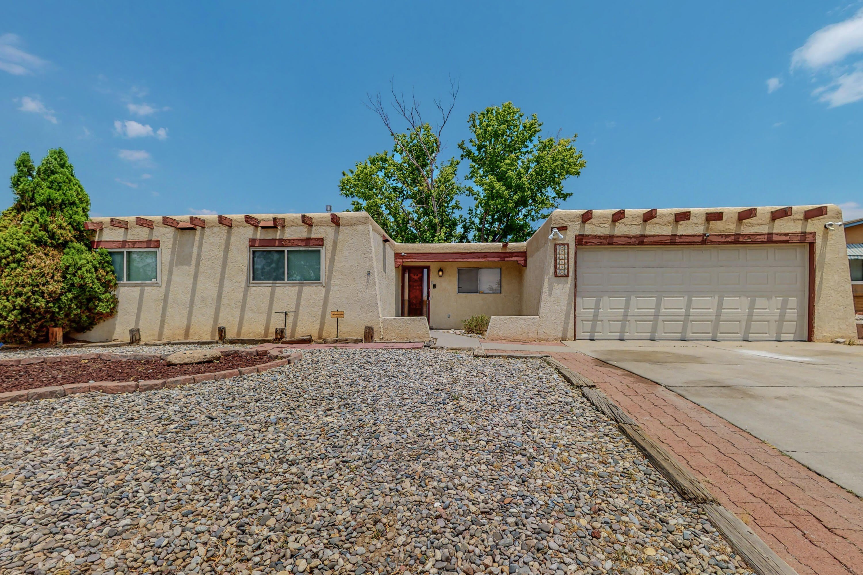 7309 Coulson Drive NE – photo 1