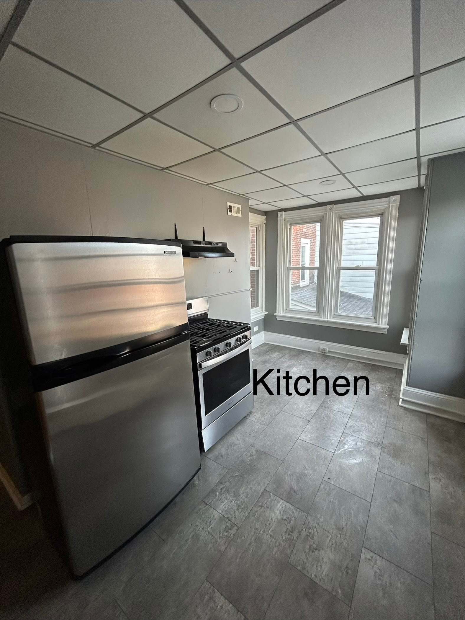 639 Corson Street – photo 1