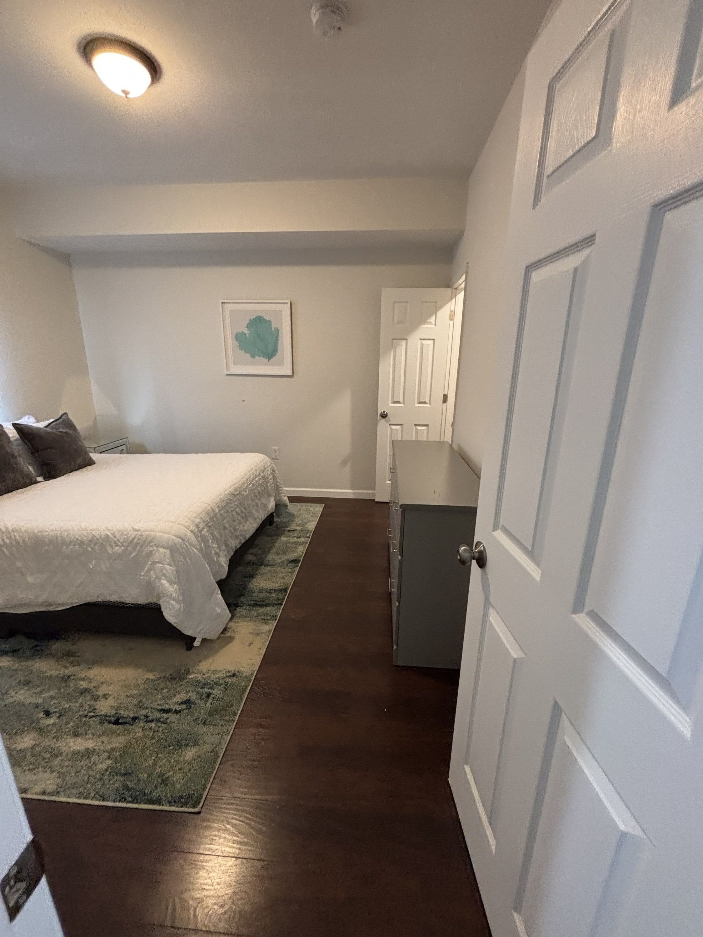6005 Eads Street Northeast – photo 1