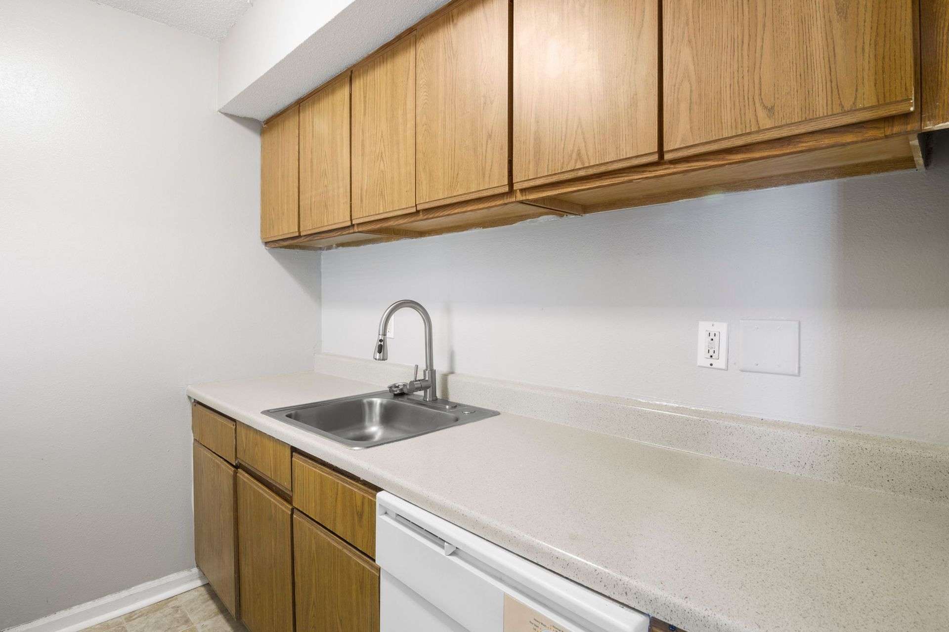 The Vineyards Apartment Homes – photo 1