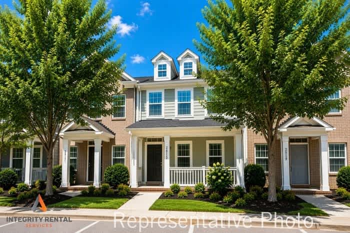 2815 Grace Green Court – photo 1 of 20