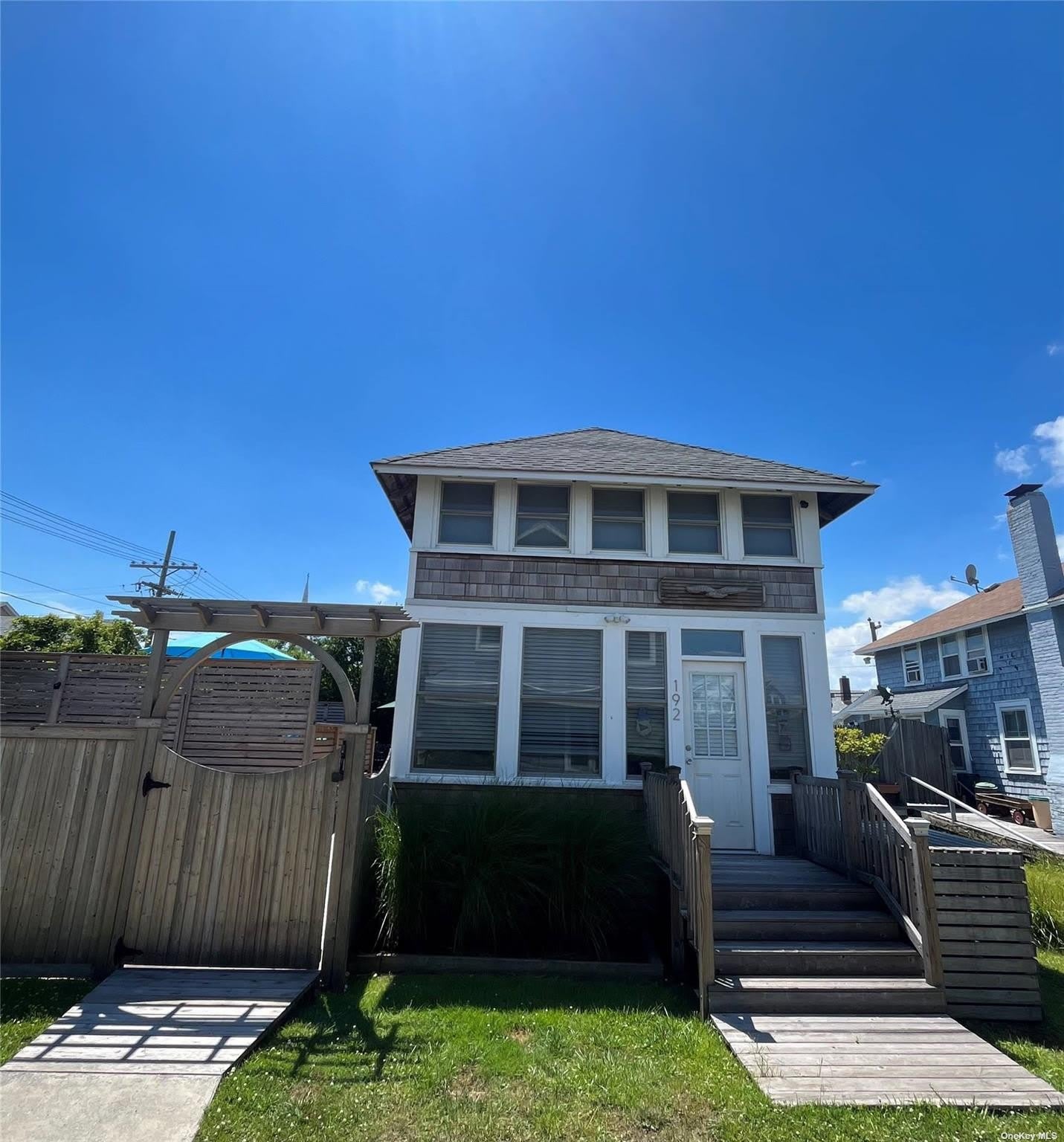 192 Cottage Walk – photo 1