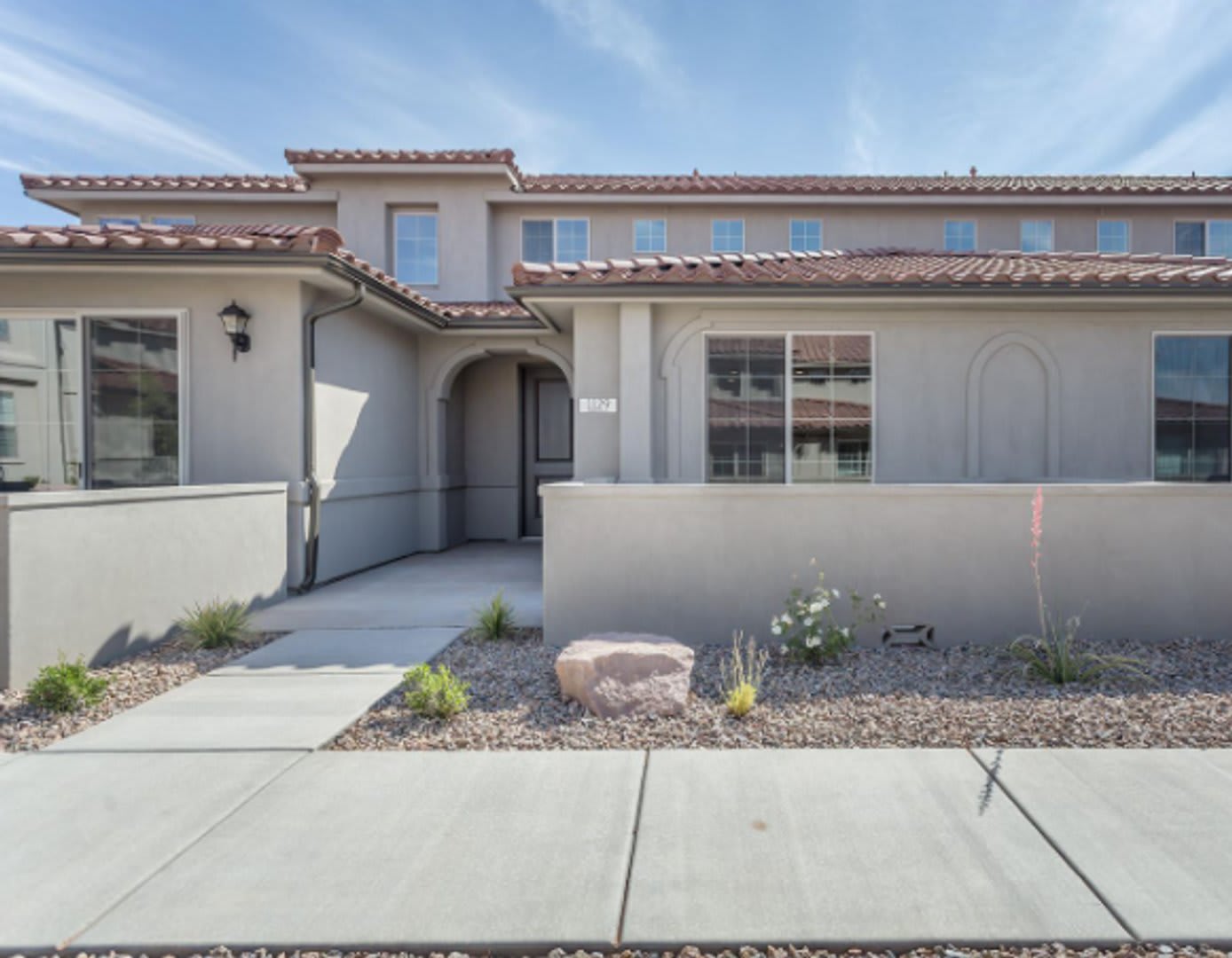 Ivory Town Home in Escondido Community! – photo 1