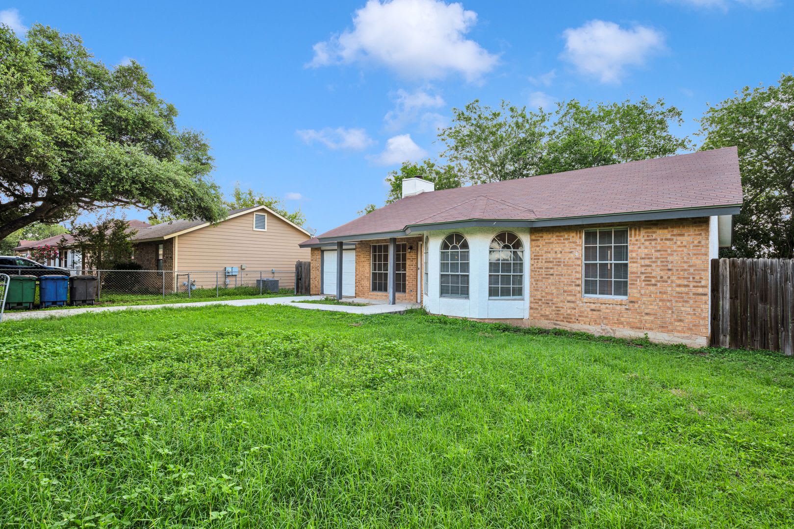 3 Bedroom 2 Bath Rental Home South San Antonio – photo 1