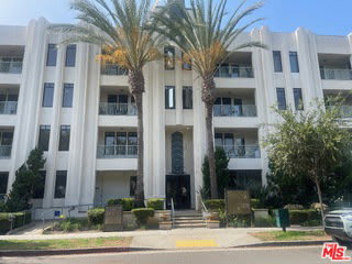 5625 Crescent Park West – photo 1
