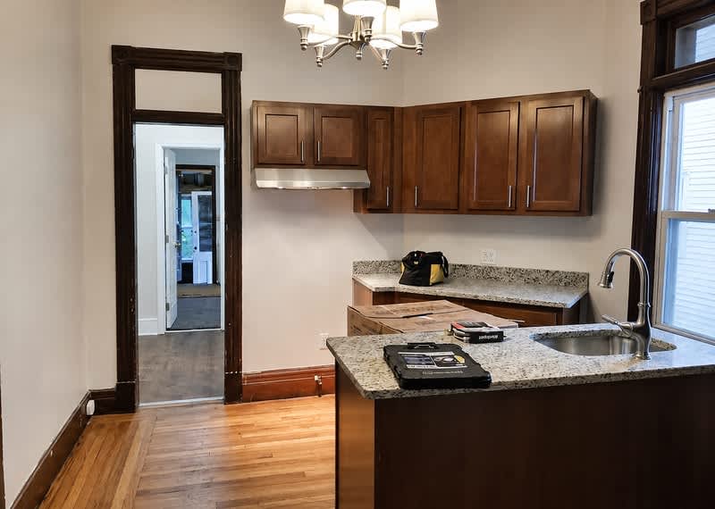 120 South Lake Avenue – photo 1