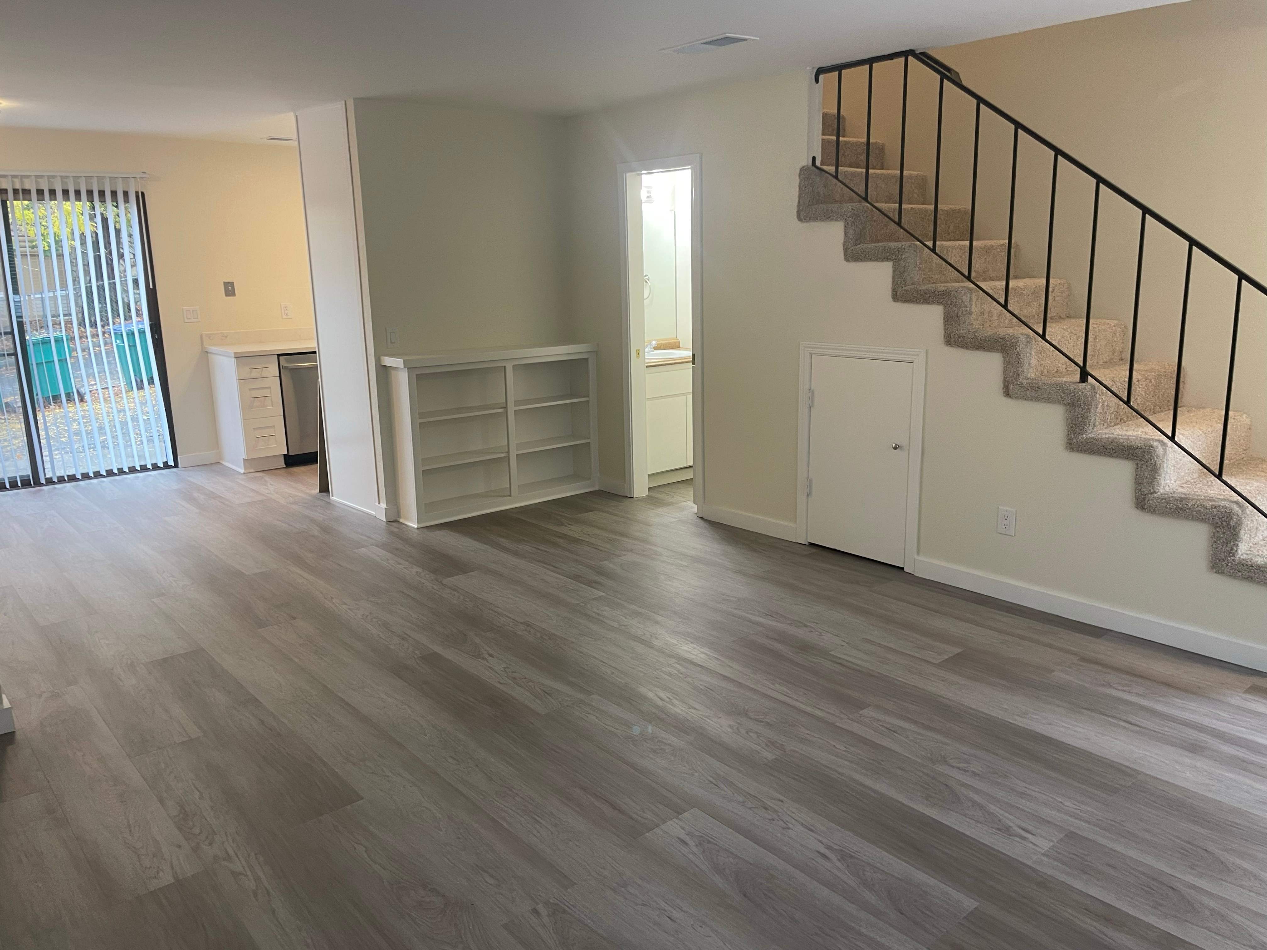 435 Henderson Street – photo 1 of 6