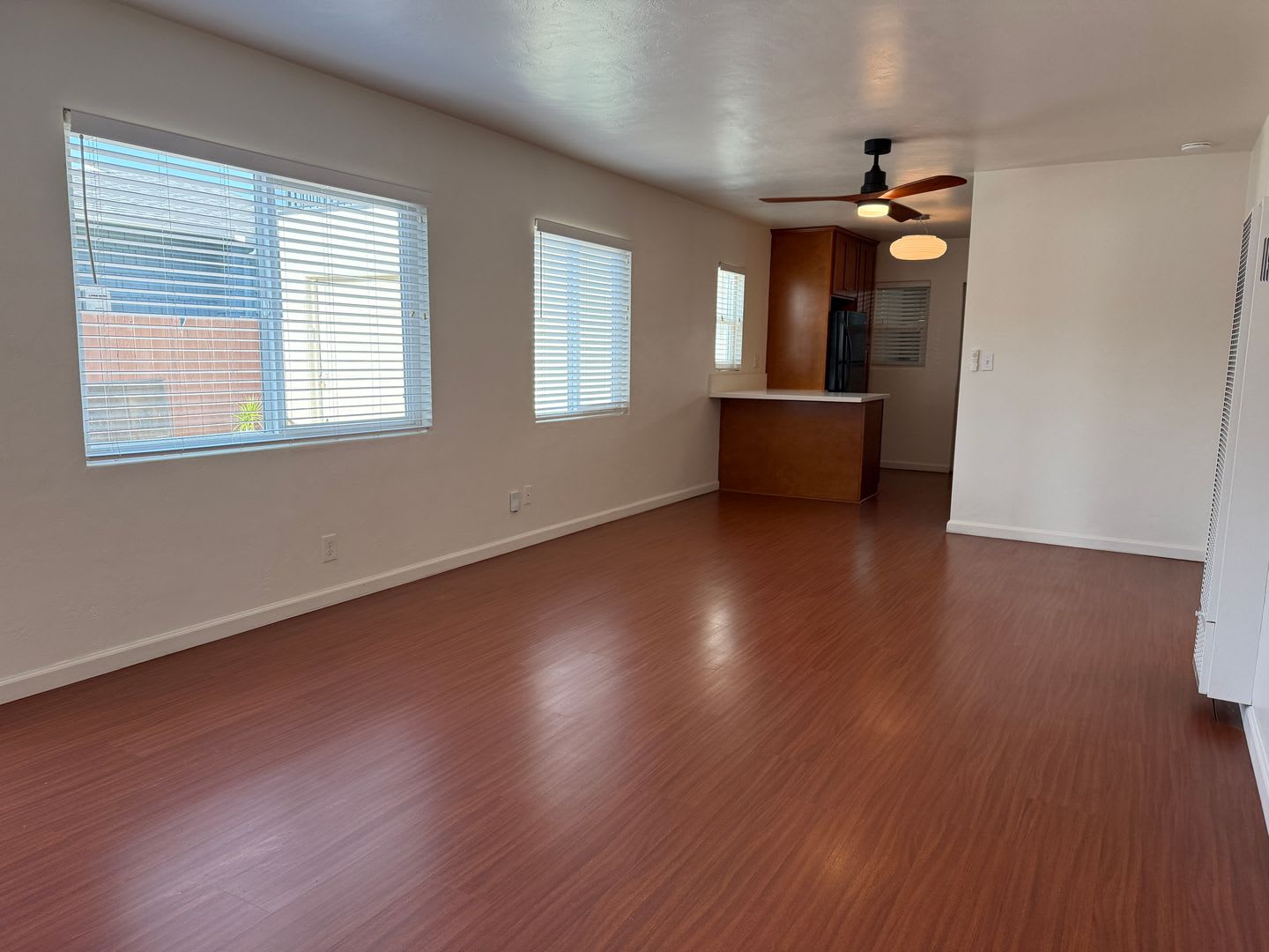 Charming 2BR/1BA Downstairs Unit with Private Yard in South Park – photo 1