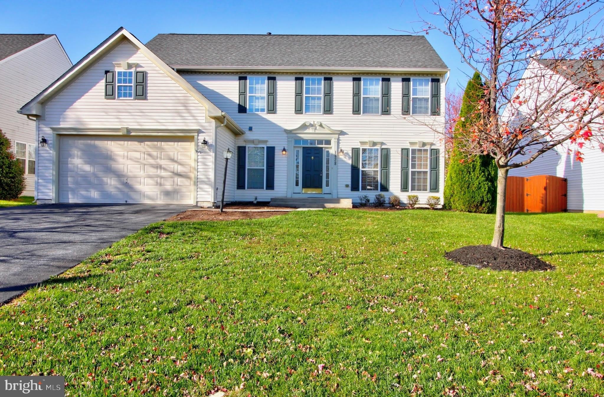 1828 WEYBRIDGE Road – photo 1