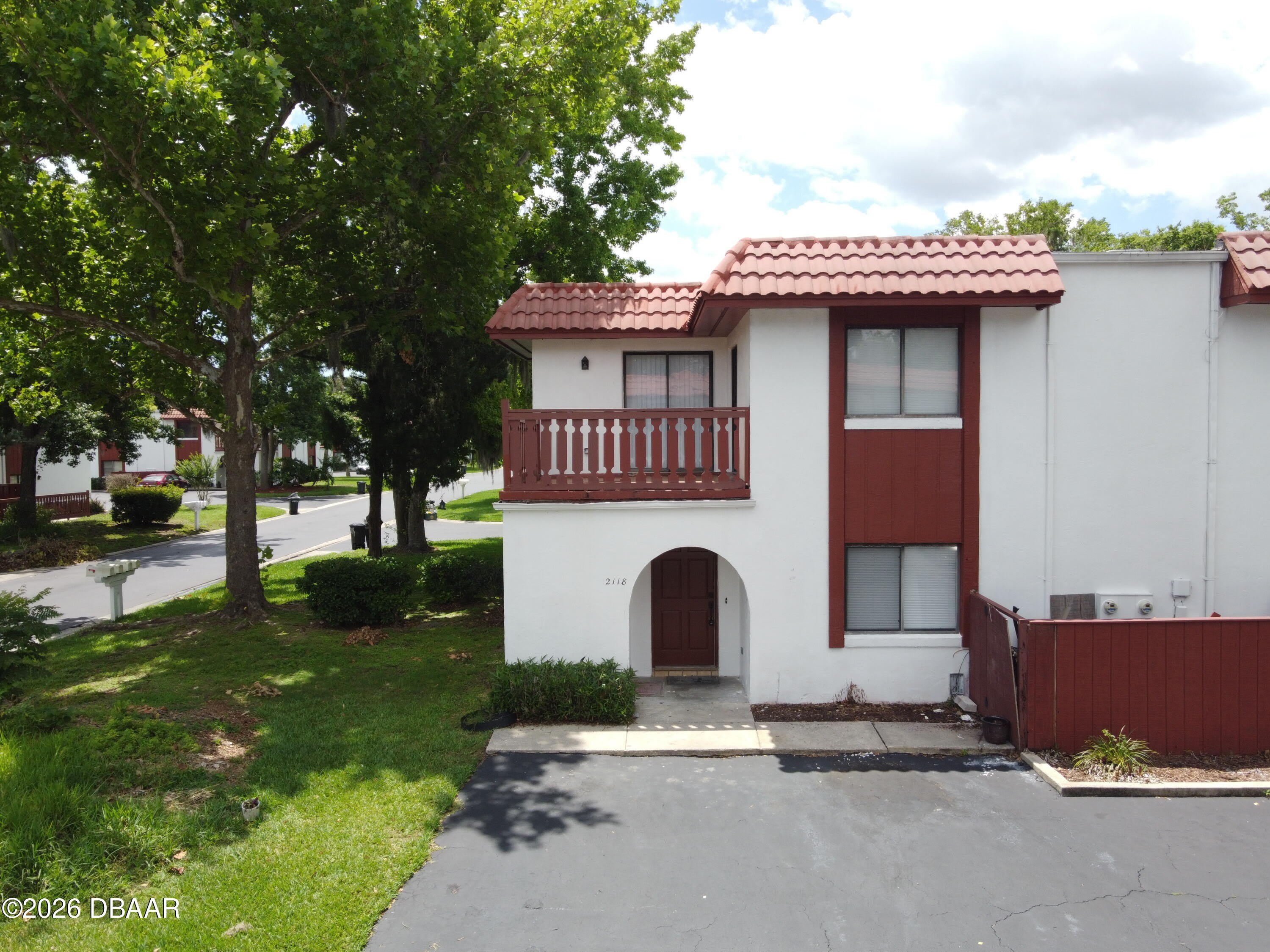 2118 Oak Meadow Circle – photo 1 of 28