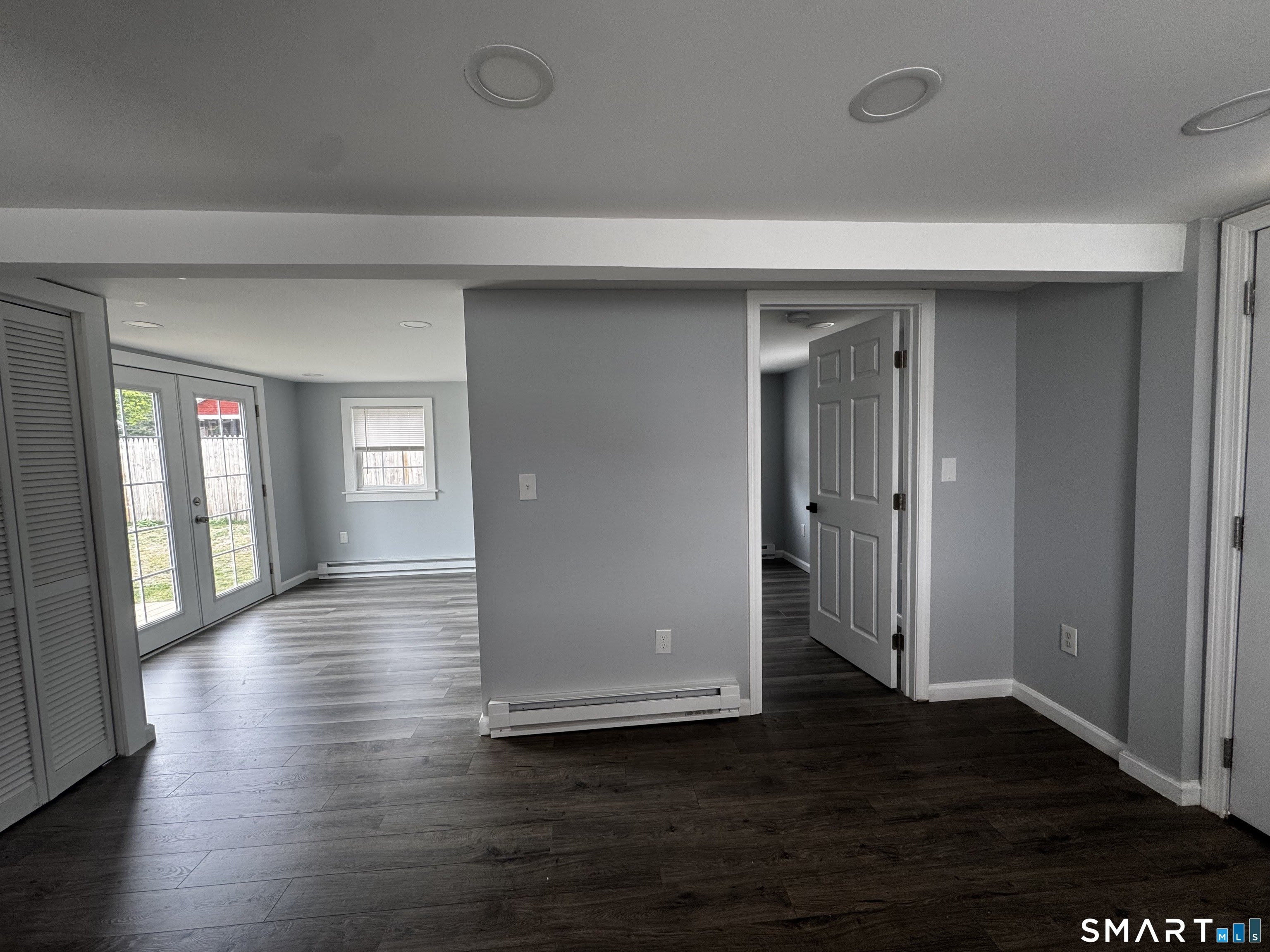 68 Black Point Road – photo 1 of 8